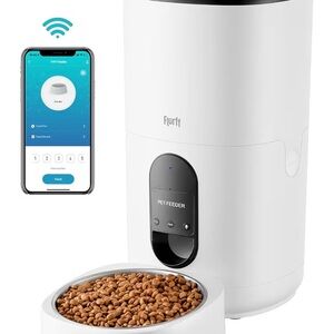 Flurff Smart Pet Feeder in White